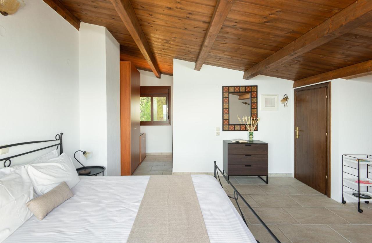 #FLH-Seagrove-Beachfront Villa In Possidi Skála Foúrkas Esterno foto